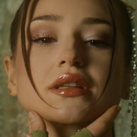 Thumbnail for the Karola - Majdnem szerelem link, provided by host site