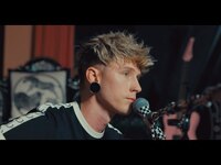 Thumbnail for the Machine Gun Kelly - mgk - Sun to Me (Zach Bryan Cover) [Live from Cheshire Cottage] link, provided by host site