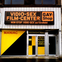 Thumbnail for the Maniac - Midnight Kino link, provided by host site