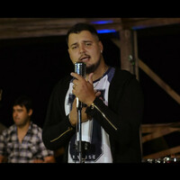 Thumbnail for the Carlitos - Mil Canciones link, provided by host site