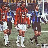 Thumbnail for the Slade - MILANO link, provided by host site