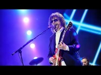 Thumbnail for the Jeff Lynne's ELO - Mr. Blue Sky at Radio 2 Live in Hyde Park 2014 link, provided by host site