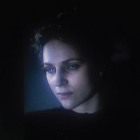 Image of Agnes Obel linking to their artist page due to link from them being at the top of the main table on this page