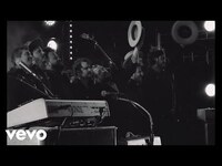 Thumbnail for the Nathaniel Rateliff and the Night Sweats - Nathaniel Rateliff & The Night Sweats - Love Don't link, provided by host site