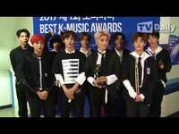Thumbnail for the NCT 127 - [단독영상] '소리바다 어워즈' NCT127, 신한류 퍼포먼스상 수상 "멋진 상 감사합니다" link, provided by host site