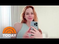 Thumbnail for the Lindsay Lohan - ‘not a regular mom’ in cute postpartum pic link, provided by host site
