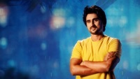 Thumbnail for the Vijai Bulganin - Padham Parugulu (Lyric Video [From "Maruva Tarama"]) link, provided by host site
