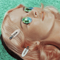 Thumbnail for the Broods - Peach (Bad Sounds Remix) link, provided by host site