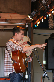 Thumbnail for the Justin Townes Earle - Pickathon - Pendarvis Farm - Galaxy Barn Stage link, provided by host site