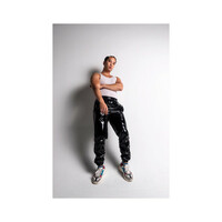 Image of Binny linking to their artist page due to link from them being at the top of the main table on this page