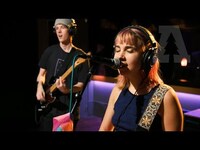 Thumbnail for the Beach Bunny - Prom Queen | Audiotree Live link, provided by host site