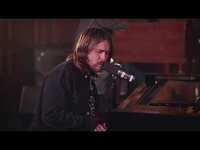 Thumbnail for the Lukas Nelson - "A Few Stars Apart" (Live from Moroccan Room) link, provided by host site