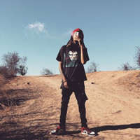 Thumbnail for the CHRIS TRAVIS - Rainfalloween Mix link, provided by host site