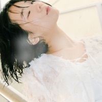 Thumbnail for the Kim Sawol - Ray link, provided by host site