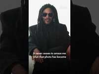 Thumbnail for the Lenny Kravitz - Reacts to His Big Scarf Meme link, provided by host site