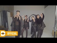 Thumbnail for the K.A.R.D - 똑똑🚪 여기가 비주얼 맛집이라고 하는데 맞나요😋│RED MOON 자켓 비하인드│KARD link, provided by host site