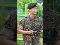 Thumbnail for the BTS - [GOLDIcam] 방탄소년단 | | RM | V | 알엠 | 뷔 | MILITARY DISCHARGE link, provided by host site