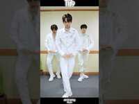 Thumbnail for the T1419 - (티일사일구) - Run up Choreography 🏃🏻⚡️💫(Noa,Kevin,Gunwoo) link, provided by host site