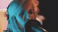 Image of ViVii linking to their artist page due to link from them being at the top of the main table on this page