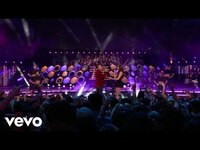 Thumbnail for the Hailee Steinfeld - Sound Of Your Heart / Rock Bottom (Live From The MMVAs) link, provided by host site