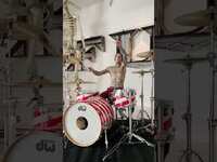 Thumbnail for the blink-182 - STILL EDGING link, provided by host site
