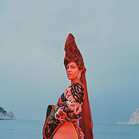 Image of LAFAWNDAH linking to their artist page due to link from them being at the top of the main table on this page