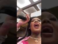 Thumbnail for the SexyyRed - Summer Walker Sings Pound Town 😂 link, provided by host site