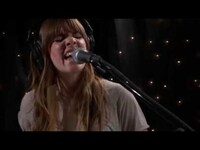 Thumbnail for the Lost Lander - Sunburns (Live on KEXP) link, provided by host site