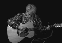 Thumbnail for the Shawn Colvin - Sunny Came Home - 2017 Acoustic Version link, provided by host site