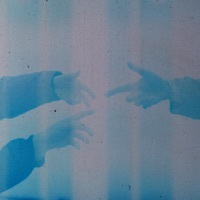 Image of Itchy Teeth linking to their artist page due to link from them being at the top of the main table on this page