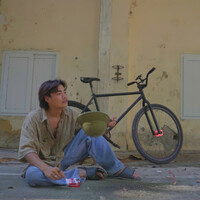 Thumbnail for the Mike - Thiếu Niên K link, provided by host site