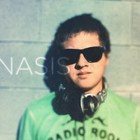 Image of Benasis linking to their artist page due to link from them being at the top of the main table on this page