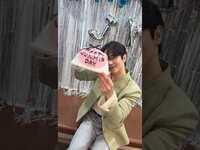 Thumbnail for the ATBO - Today is Junmin's birthday🎂 #ATBO #에이티비오 #류준민 #RyuJunmin #Happy Junmin Day #준민이 생일은 새콤달콤 체리향 #Shorts link, provided by host site
