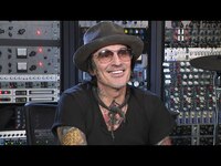 Thumbnail for the Mötley Crüe - Tommy Lee Shows Off His Calabasas Home Recording Studio (Exclusive) link, provided by host site