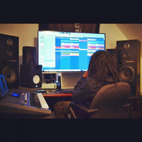 Image of Swagg B linking to their artist page due to link from them being at the top of the main table on this page