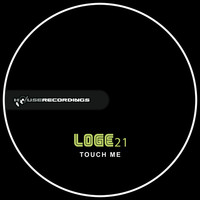 Image of Loge21 linking to their artist page due to link from them being at the top of the main table on this page
