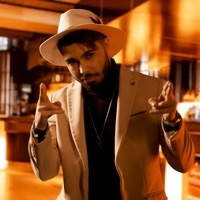 Image of Luis Gabriel linking to their artist page due to link from them being at the top of the main table on this page