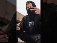 Thumbnail for the Alan Walker - Wear the movement 💪🏻 link, provided by host site