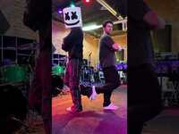 Thumbnail for the Marshmello - Which pose is your favorite? @JonasBrothers link, provided by host site