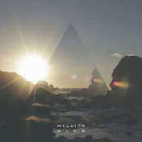 Image of Christopher Willits linking to their artist page due to link from them being at the top of the main table on this page