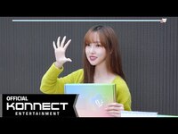 Thumbnail for the Yuju - 유주(YUJU) 첫 번째 오피셜 팬클럽 러뷰 키트 언박싱 link, provided by host site
